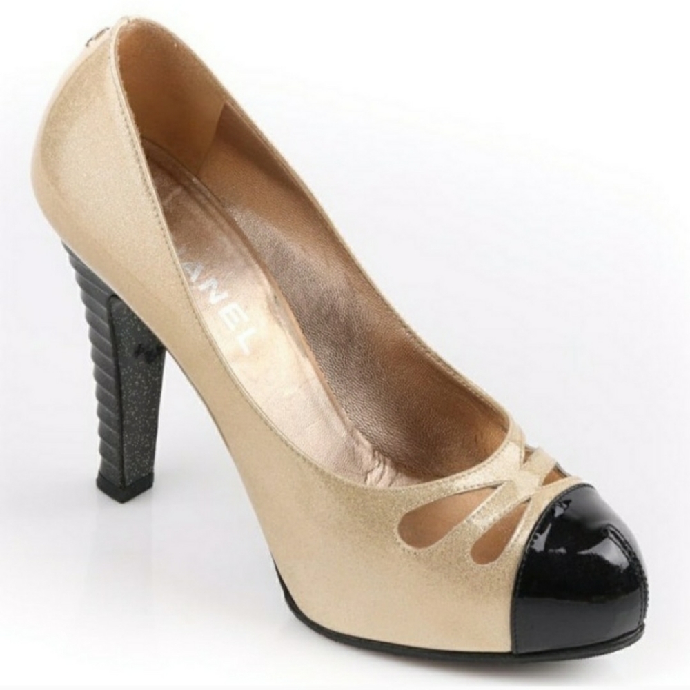 CHANEL Cutout Cap Toe Iridescent Golden Pumps Sz 8